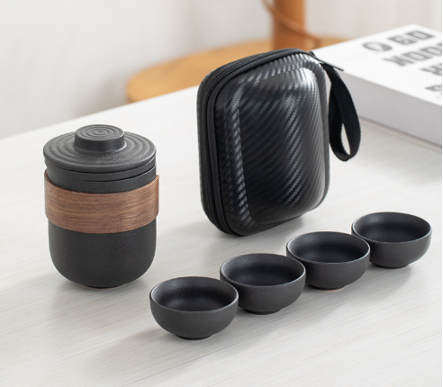 Travel tea set