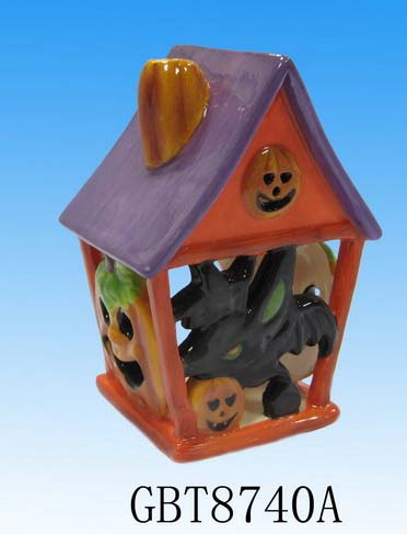 Ceramic Halloween House with Tealight