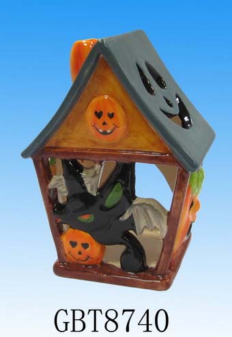 Ceramic Halloween House with Tealight