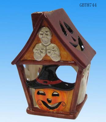 Ceramic Halloween House with Tealight