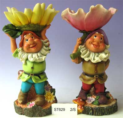 Resin Gnome Statues