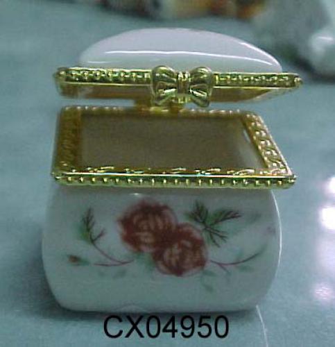 Porcelain Jewellery box