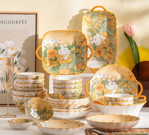 Porcelain Dinnerware & Tableware